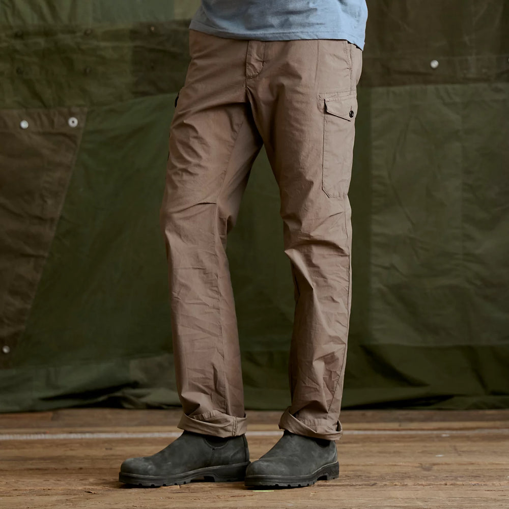 Orvis Men's 1856 Stretch Poplin Regular Fit Cargo Pants