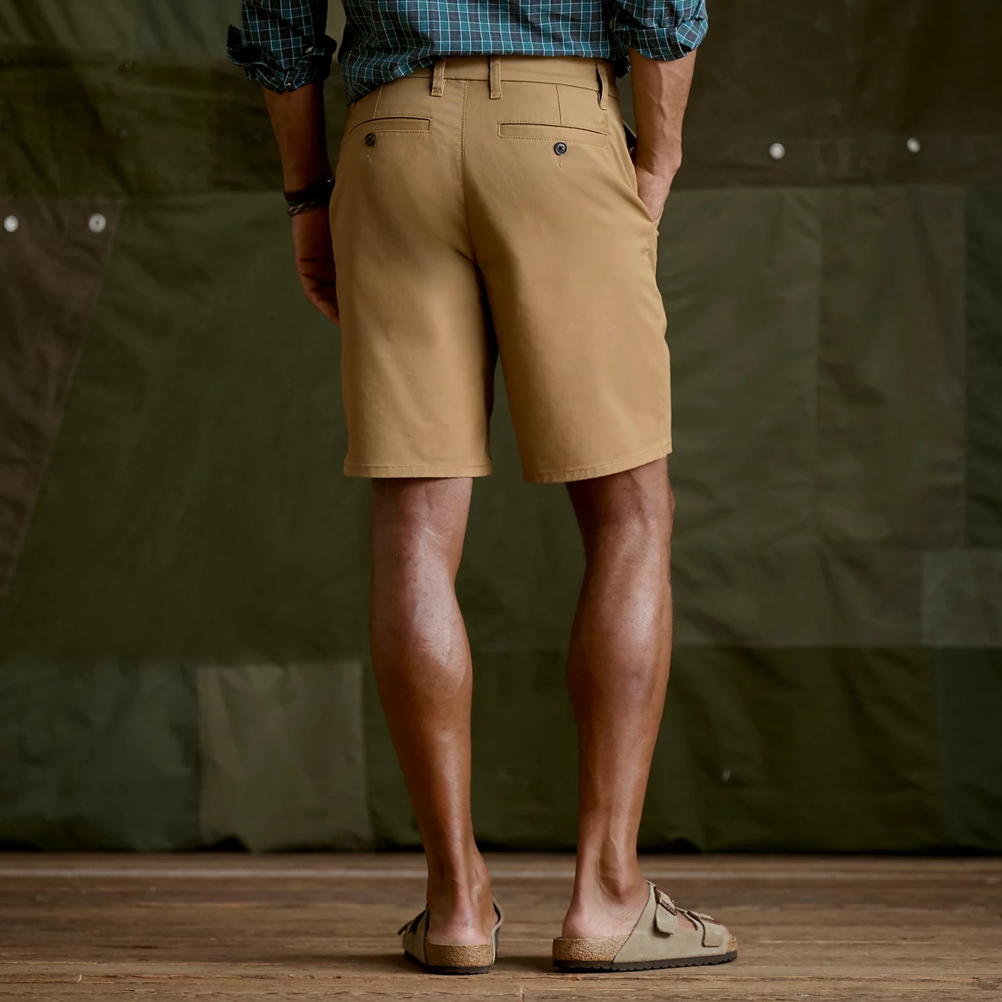Orvis 1856 Easy Care Angler 9" Chino Shorts