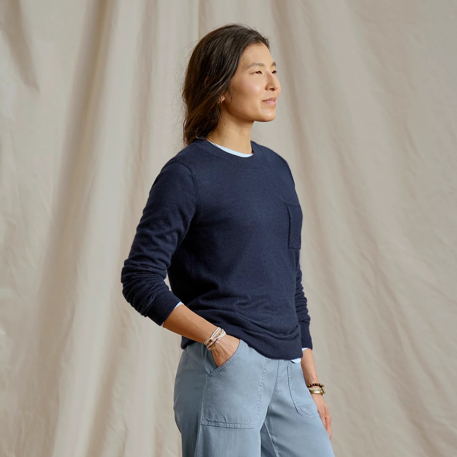 Orvis Featherweight Cashmere Crewneck Sweater