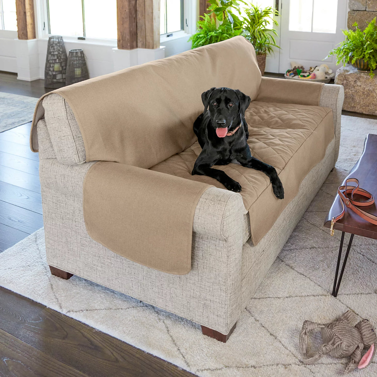 BROWN,LOVESEAT (55" W)